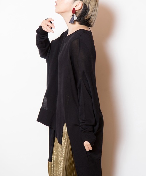 OSMOSIS(オズモーシス)の「バックロングニットプルオーバー(ニット/セーター・レディース・ブルー/ライトグレー/ブラック・ONE SIZE)」の20枚目の写真