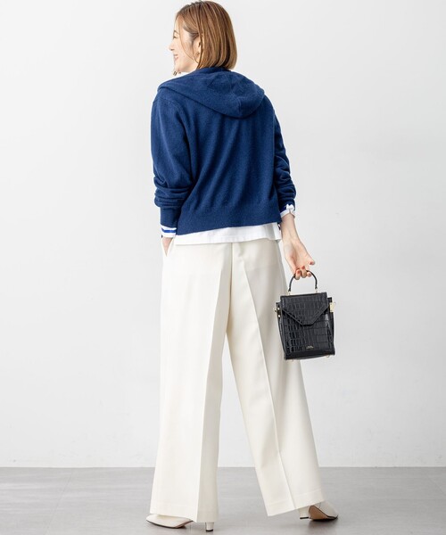 23区 L(ニジュウサンクオオキイサイズ)の「ピュアカシミヤ ジップアップ ニット パーカー(パーカー・レディース・ブルー系/ライトグレー系・44/46)」の7枚目の写真