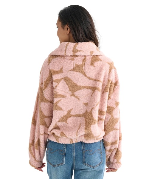 BILLABONG(ビラボン)の「BILLABONG レディース 24B483504-BARRA HALF ZIP FLC スウェットジャケット 【2025年秋冬モデル】/ビラボン総柄ハーフジップフリーストップス(その他アウター・レディース・ミント/ピンク系その他・MEDIUM)」の9枚目の写真