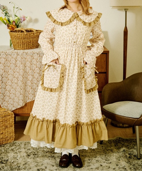 クティールとレトロ】ビッグ襟ポケットフリルワンピース