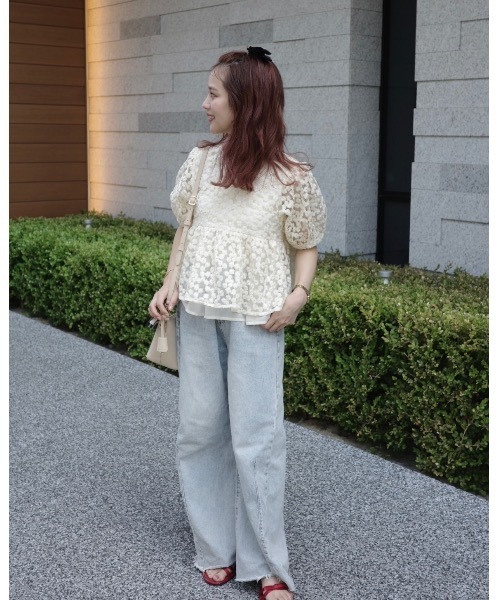 JUMELLE(ジュメロ)の「フラワー刺繍ペプラムトップス(Tシャツ/カットソー・レディース・ベージュ・FREE)」の10枚目の写真
