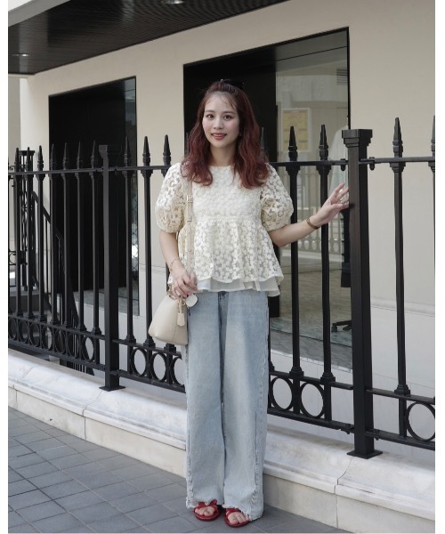 JUMELLE(ジュメロ)の「フラワー刺繍ペプラムトップス(Tシャツ/カットソー・レディース・ベージュ・FREE)」の13枚目の写真