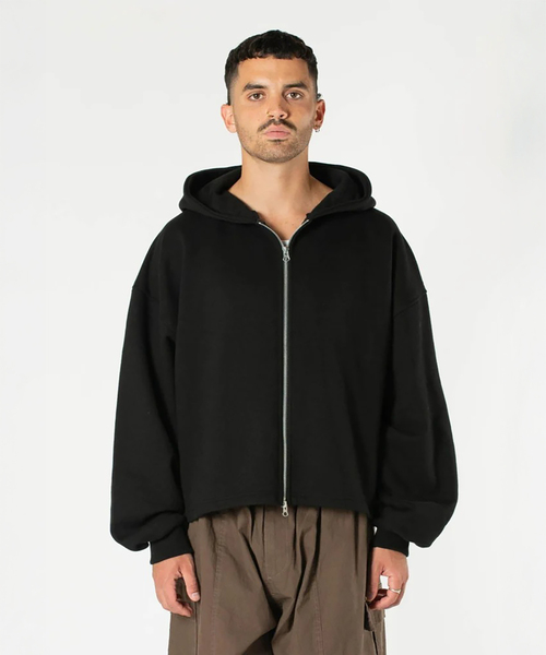WISM（ウィズム）の「Estudio Niksen / エストゥディオ・ニクセン Boxy Zip-up Hoodie（パーカー・メンズ・ライトグレー/ブラック・1/2）」の6枚目の写真