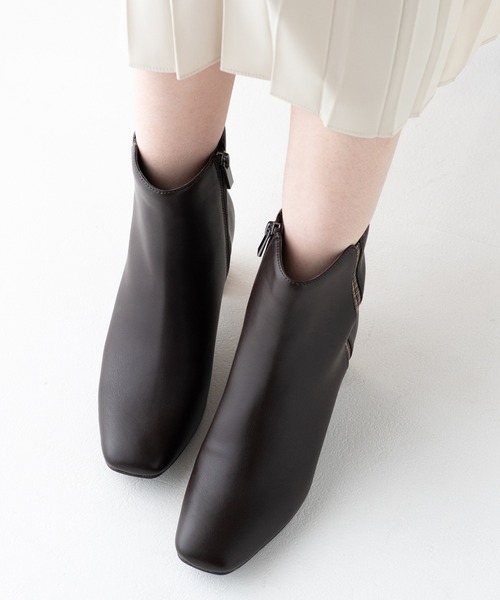 JELLY BEANS（ジェリービーンズ）の「クリアフラワーヒールショートブーツ(204-57124)JELLY BEANS(ジェリービーンズ)（ブーツ・レディース・ダークブラウン/ブラック系/ブラック・S/M/L）」の21枚目の写真