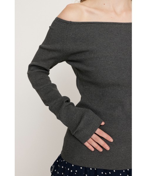 SLY(スライ)の「HG OFFSHOULDER TOPS ハイゲージ オフショルダー トップス 秋服 冬服(ニット/セーター・レディース・アイボリー/ブラック/杢グレー・FREE)」の4枚目の写真
