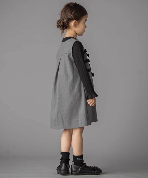 BeBe Petits Pois Vert(ベベプチポワヴェール)の「3段リボンAラインジャンパースカート(ワンピース・キッズ・グレー/ブラック・130cm/110cm/120cm/100cm/140cm/150cm)」の5枚目の写真