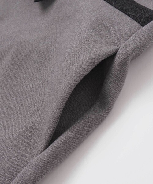 BeBe Petits Pois Vert(ベベプチポワヴェール)の「3段リボンAラインジャンパースカート(ワンピース・キッズ・グレー/ブラック・130cm/110cm/120cm/100cm/140cm/150cm)」の16枚目の写真