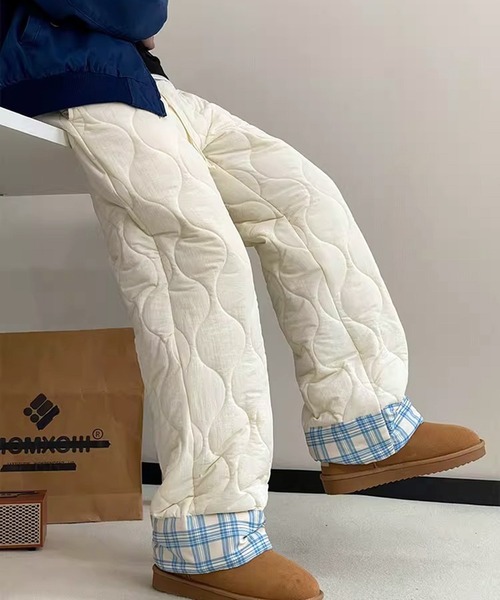 VIBGYOR（ヴィブジョー）の「折り返しチェック キルティング中綿ルーズパンツ/韓国 ユニセックス(CZ)（その他パンツ・メンズ・アイボリー/ネイビー・MEDIUM/LARGE）」の16枚目の写真