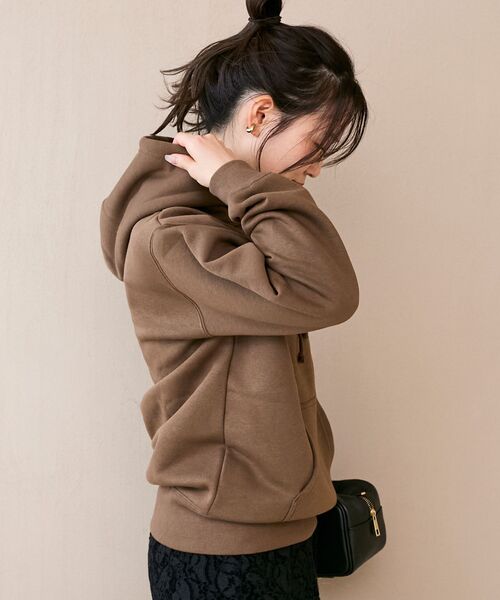 le.coeur blanc(ルクールブラン)の「SKOOKUM ロゴフーディー(Tシャツ/カットソー・レディース・ブラウン/アイボリー・38)」の9枚目の写真