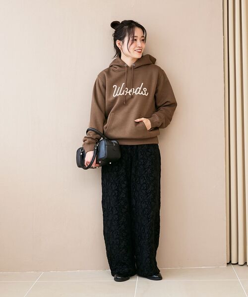 le.coeur blanc(ルクールブラン)の「SKOOKUM ロゴフーディー(Tシャツ/カットソー・レディース・ブラウン/アイボリー・38)」の12枚目の写真