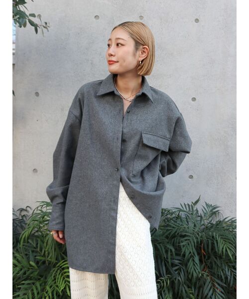 Ungrid（アングリッド）の「起毛デザインシャツ（シャツ/ブラウス・レディース・チャコールグレー/カーキ/キャメル・FREE）」の2枚目の写真