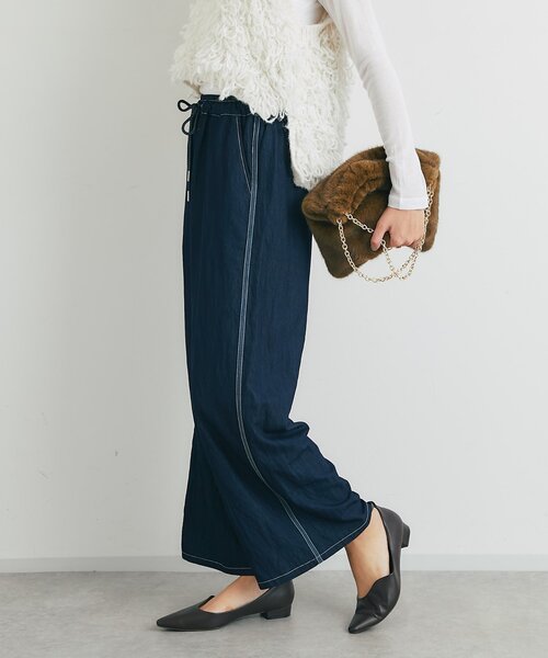 un dix cors（アンディコール）の「《楽な履き心地》シャイニーデニムワイドパンツ（デニムパンツ・レディース・ブラック/インディゴブルー・FREE）」の5枚目の写真