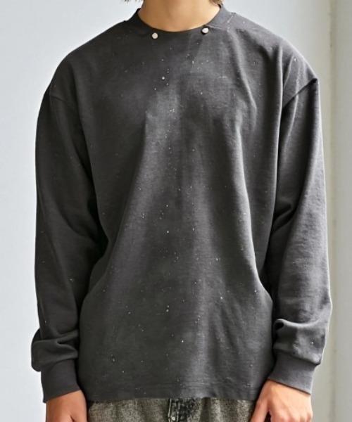 BENUSTA(ベヌスタ)の「A'GEM/9 × .kom 『BENUSTA /ベヌスタ』Metal Detail Rhinestone Long Sleeve Tee /メタルパーツラインストーンロングスリーブカットソー(Tシャツ/カットソー・メンズ・ベージュ/ブラック・L/XL)」の8枚目の写真