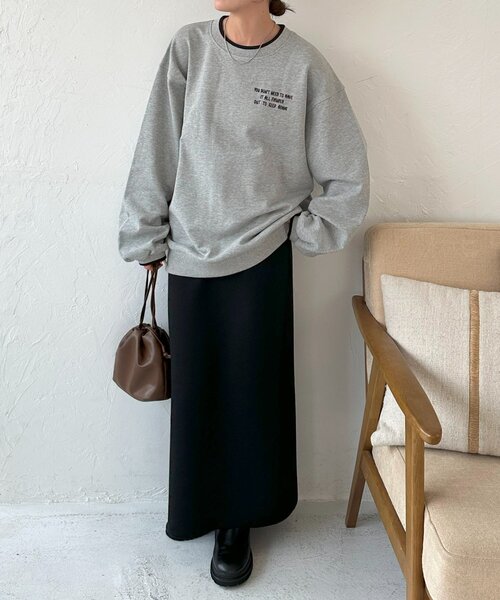 ユニセックス】ラインリブワンポイント刺繍スウェット（スウェット