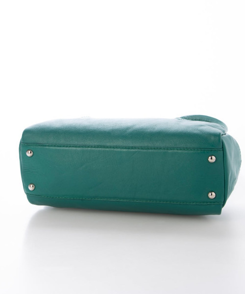 perche（ペルケ）の「ペルケ perche / ソフトレザーワイドボストントート（トートバッグ・レディース・ブラウン/グリーン/シルバー/ブラック・FREE）」の17枚目の写真