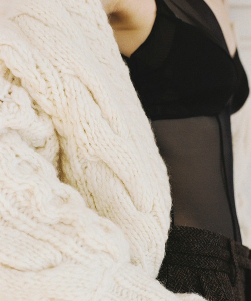 ADAM ET ROPE'（アダムエロペ）の「【EMOELLE】ケーブルボレロカーディガン（カーディガン/ボレロ・レディース・キナリ・FREE）」の4枚目の写真