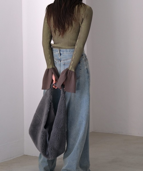 AKTE（アクテ）の「ダブルカラーフレアスリーブニットプルオーバー（ニット/セーター・レディース・ピンク系/グリーン系・FREE）」の6枚目の写真