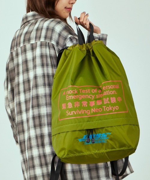DIET BUTCHER SLIM SKIN(ダイエットブッチャースリムスキン)の「DIET BUTCHER SLIM SKIN/ダイエットブッチャースリムスキン NEO TOKYO EMERGENCY 2WAYナップサック(バックパック/リュック・メンズ・ネイビー/グリーン/ブラック/ブルー/グレー/スモークグレー/グレー系その他/マスタード・FREE)」の6枚目の写真