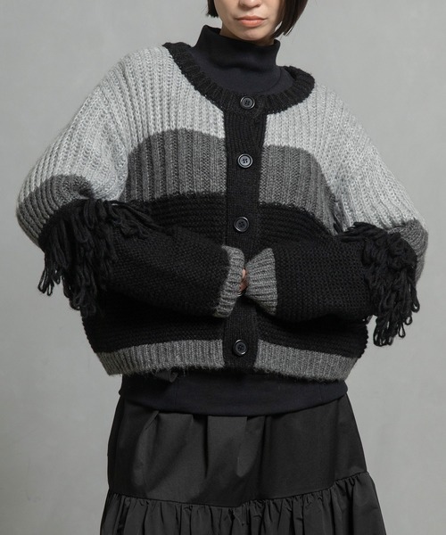 MARECHAL TERRE（マルシャルテル）の「フリンジニットカーデ（ニット/セーター・レディース・ブルー/ブラック/アイボリー/ブラウン・MEDIUM）」の15枚目の写真