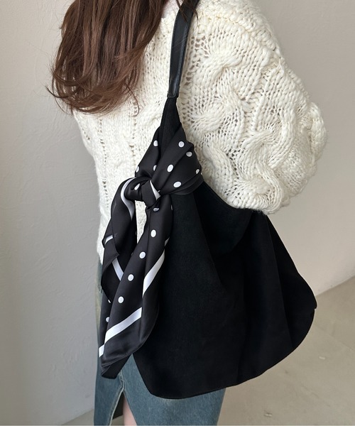 apres jour clair（アプレジュールクレア）の「【apres jour clair】ポーチ付き　フェイクスエードトートバッグ（トートバッグ・レディース・ブラウン系その他/ブラック/ベージュ・FREE）」の4枚目の写真