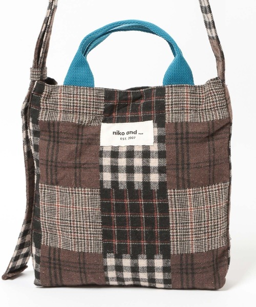 niko and...（ニコアンド）の「《500mlボトル収納可能》2WAYテープトートバッグM（トートバッグ・レディース・レッド/グリーン/ブラウン/シルバー/アイボリー/レオパード/ピンク/イエロー/その他/ライトブルー/ブラウン系その他/ブラック系その他・0）」の19枚目の写真
