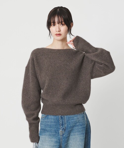 BEAUTY&YOUTH UNITED ARROWS（ビューティーアンドユースユナイテッドアローズ）の「フォックスブレンド ボリュームスリーブ ボートネックニットプルオーバー（ニット/セーター・レディース・モカ/ナチュラル/グレー系・FREE）」の11枚目の写真