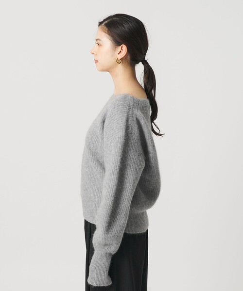 BEAUTY&YOUTH UNITED ARROWS（ビューティーアンドユースユナイテッドアローズ）の「フォックスブレンド ボリュームスリーブ ボートネックニットプルオーバー（ニット/セーター・レディース・モカ/ナチュラル/グレー系・FREE）」の16枚目の写真