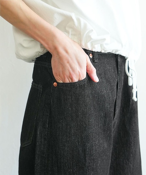 SOLAMONAT(ソラモナ)の「5Pルーズストレートイージーデニムパンツ(デニムパンツ・レディース・ブラック/インディゴブルー・SS/L/XL/M)」の14枚目の写真