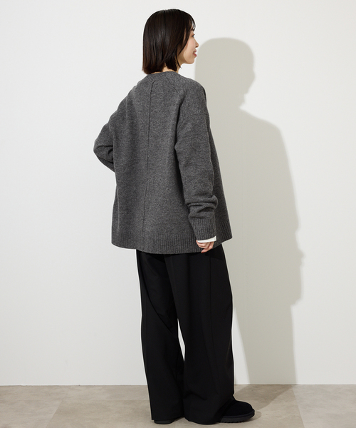 SLOBE IENA（スローブイエナ）の「Vネックルーズニットカーディガン（カーディガン/ボレロ・レディース・チャコールグレー/ホワイト/ブルー・FREE）」の5枚目の写真