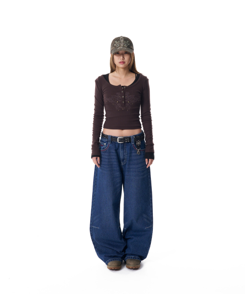 AAKAM(アーカム)の「CROS2 Washed Denim Pants (Blue)(デニムパンツ・レディース・その他・1/2)」の7枚目の写真