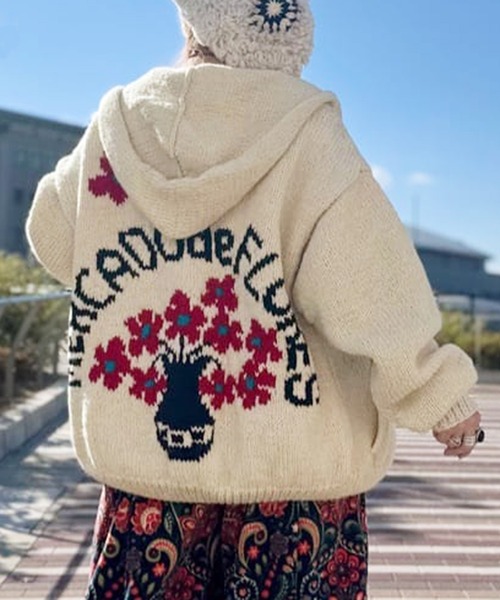 チャイハネ（チャイハネ）の「【チャイハネ】メルデフ手編みニットMEN'Sフードジャケット（その他アウター・メンズ・イエロー/ホワイト・FREE）」の2枚目の写真