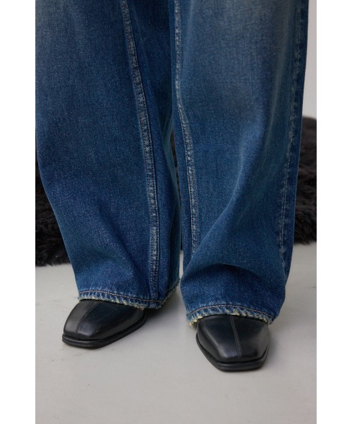 AZUL by moussy(アズールバイマウジー)の「AZUL DENIM スタッズワイドデニム(デニムパンツ・レディース・ブラック/ブルー・SMALL/MEDIUM)」の11枚目の写真
