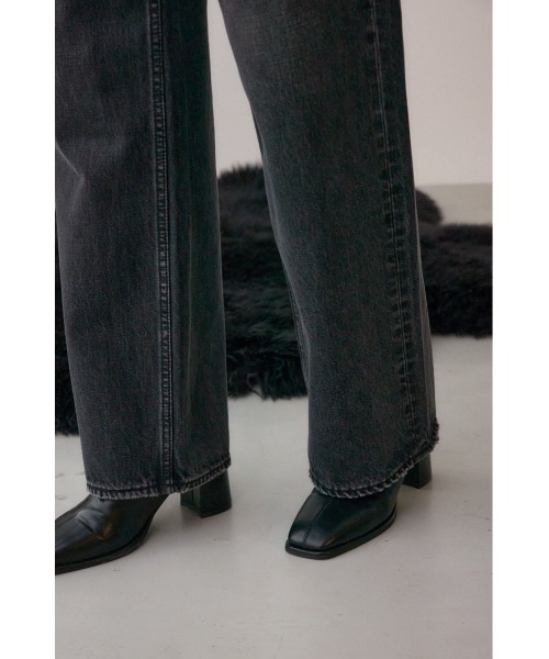 AZUL by moussy(アズールバイマウジー)の「AZUL DENIM スタッズワイドデニム(デニムパンツ・レディース・ブラック/ブルー・SMALL/MEDIUM)」の21枚目の写真