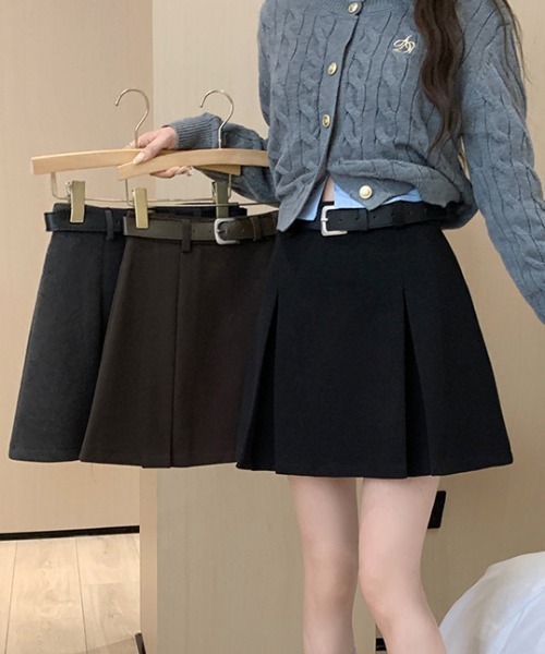 FREE STYLISTS(フリー スタイリスト)の「YUGA_YGMC Wide pleated mini skirt(スカート・レディース・ブラウン/グレー/ブラック・S/M/L/XL)」の9枚目の写真
