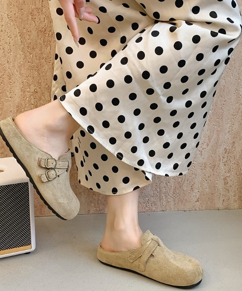 Vipoa（ヴィポア）の「Belted suede clog shoes（スリッポン・レディース・ベージュ/イエロー系その他/ピンク・LARGE/MEDIUM/SMALL）」の22枚目の写真