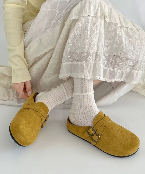 Vipoa（ヴィポア）の「Belted suede clog shoes（スリッポン・レディース・ベージュ/イエロー系その他/ピンク・LARGE/MEDIUM/SMALL）」の10枚目の写真