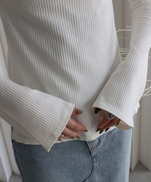 YENNA（イェンナ）の「パット付リブフレアカットソー（Tシャツ/カットソー・レディース・ベージュ/アイボリー/ブラック/グレー・FREE）」の14枚目の写真