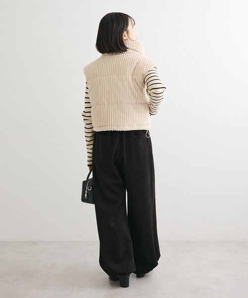 Green　Parks（グリーンパークス）の「・swing by ワイドコールベスト（ベスト・レディース・チャコールグレー/オフホワイト/ライトベージュ・FREE）」の9枚目の写真