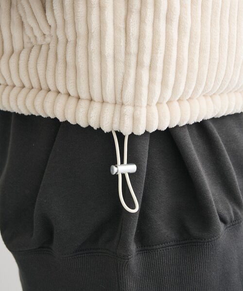 Green　Parks（グリーンパークス）の「・swing by ワイドコールベスト（ベスト・レディース・チャコールグレー/オフホワイト/ライトベージュ・FREE）」の22枚目の写真