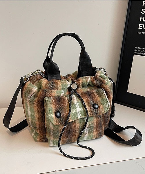 gossip！ロサンゼルス（ゴシップロサンゼルス）の「Y2Kチェックバケットバック（ハンドバッグ・レディース・レッド/グリーン・FREE）」の2枚目の写真