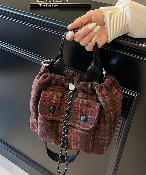 gossip！ロサンゼルス（ゴシップロサンゼルス）の「Y2Kチェックバケットバック（ハンドバッグ・レディース・レッド/グリーン・FREE）」の9枚目の写真