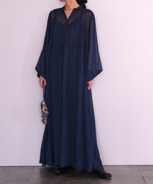 AKTE（アクテ）の「シアーボリュームロングドレス（ワンピース・レディース・アイボリー/ネイビー・FREE/TALL）」の8枚目の写真