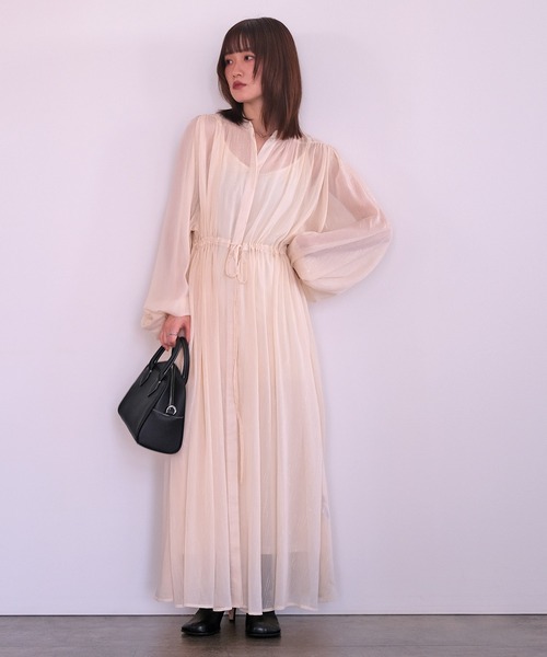 AKTE（アクテ）の「シアーボリュームロングドレス（ワンピース・レディース・アイボリー/ネイビー・FREE/TALL）」の19枚目の写真