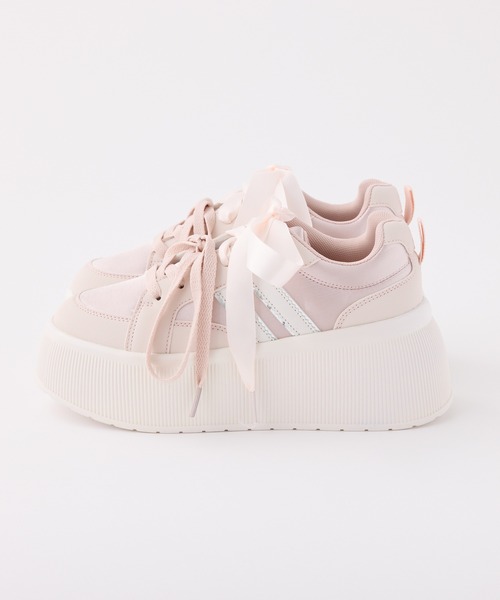 one after another NICE CLAUP（ワンアフターアナザーナイスクラップ）の「サテンリボンカスタムスニーカー（スニーカー・レディース・サックスブルー/ピンク・S/M/L）」の6枚目の写真