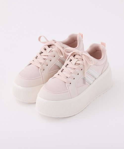 one after another NICE CLAUP（ワンアフターアナザーナイスクラップ）の「サテンリボンカスタムスニーカー（スニーカー・レディース・サックスブルー/ピンク・S/M/L）」の3枚目の写真