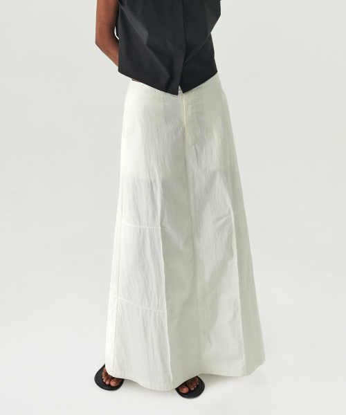 LEVAR(レバー)の「Chino Maxi Skirt - White(スカート・レディース・その他・MEDIUM)」の1枚目の写真