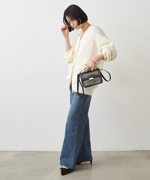 LOUNGEDRESS(ラウンジドレス)の「デニムフレアパンツ2(デニムパンツ・レディース・ブルー・MEDIUM/SMALL)」の11枚目の写真