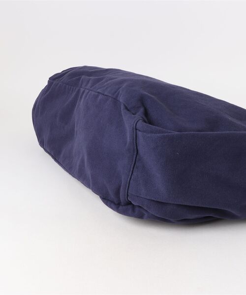 WESTSEA（ウエストシー）の「かいじゅうたちのいるところ / WHERE THE WILD THINGS ARE コットンキャンバス生地 ニュースペーパーBAG（ショルダーバッグ・メンズ・ネイビー・FREE）」の3枚目の写真