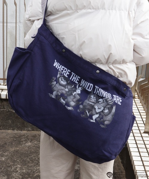 WESTSEA(ウエストシー)の「かいじゅうたちのいるところ / WHERE THE WILD THINGS ARE コットンキャンバス生地 ニュースペーパーBAG(ショルダーバッグ・メンズ・ネイビー/ベージュ・FREE)」の13枚目の写真