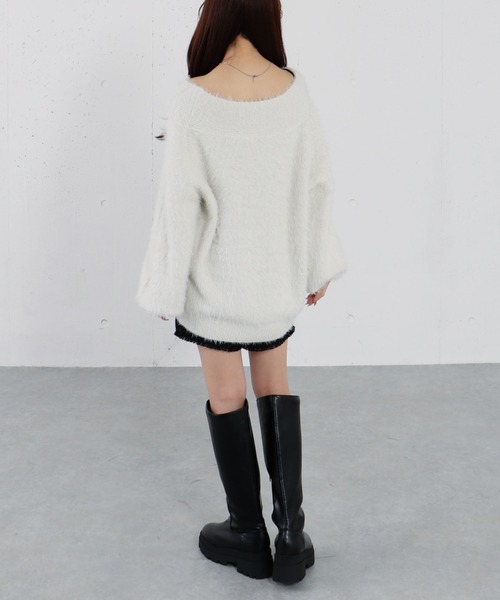 archives(アルシーヴ)の「スパンコールフェザーオフショルミドルニットプルオーバー(ニット/セーター・レディース・グレイッシュベージュ/アイボリー/ブラウン/チャコールグレー・MEDIUM)」の16枚目の写真